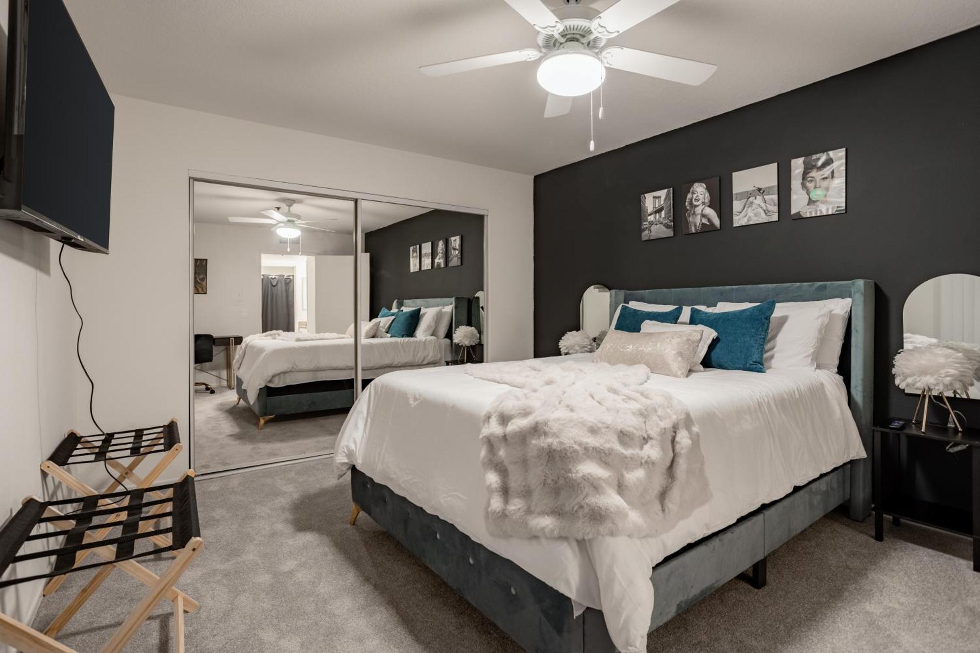 Style, Peace, Comfort In N Hollywood Next To Free Indoor Parking And Wifi * Burbank