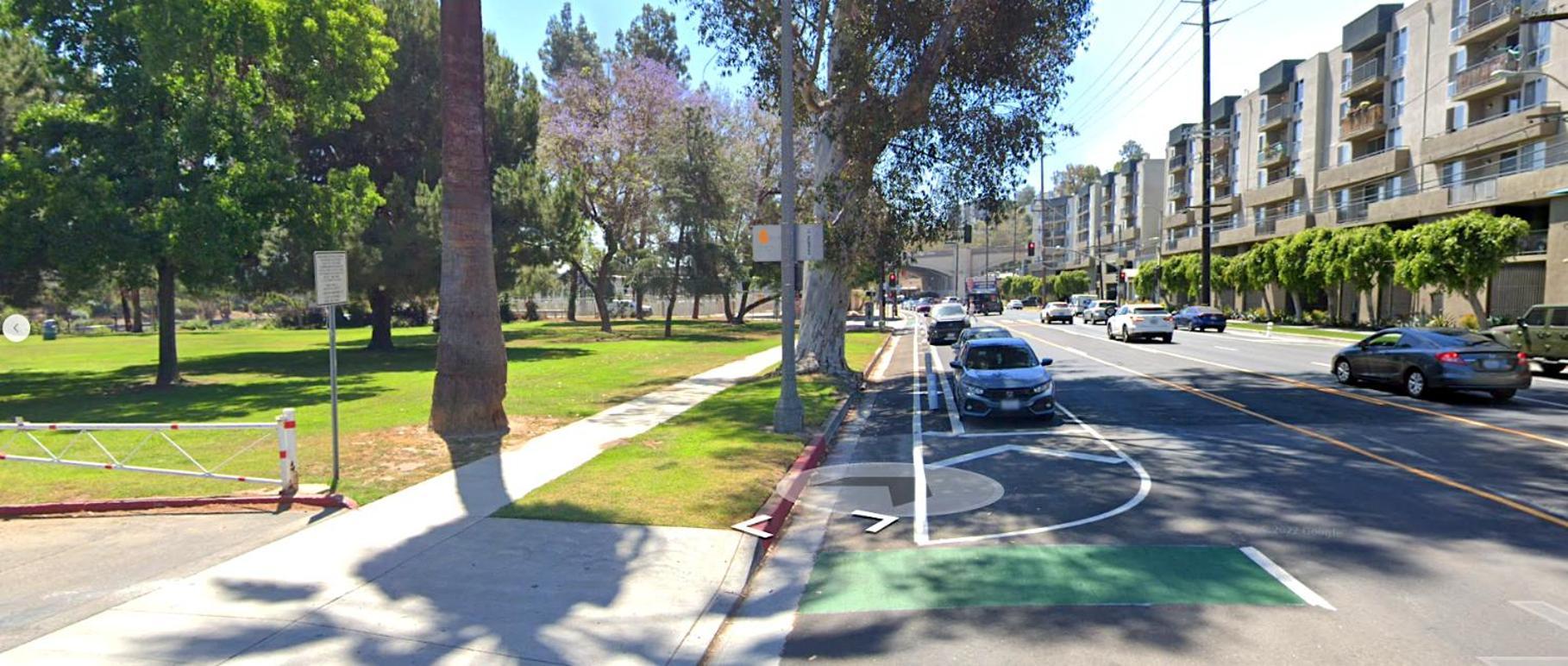 Style, Peace, Comfort In N Hollywood Next To Free Indoor Parking And Wifi Apartment *